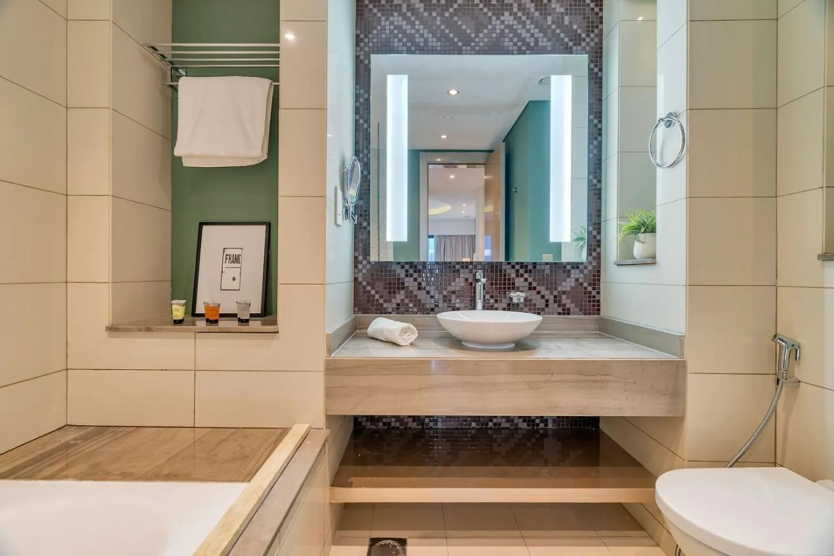 Guestready - Stylish Home In Business Bay Dubai