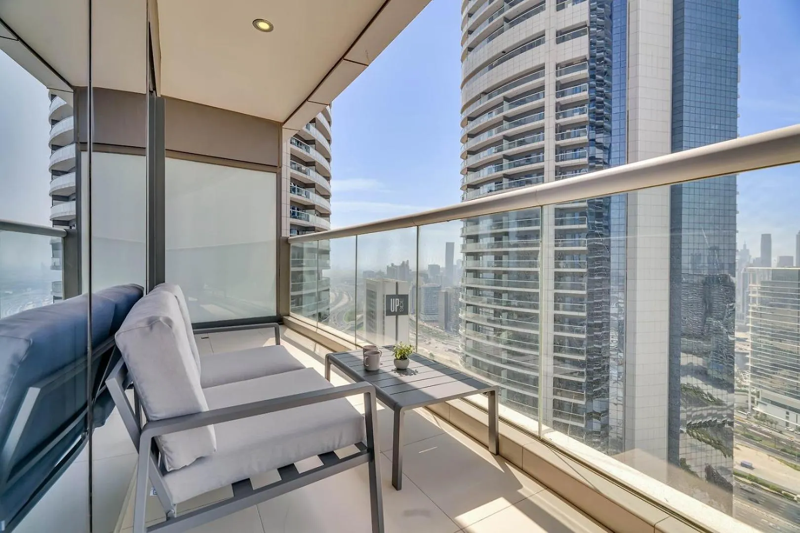 Guestready - Stylish Home In Business Bay Dubai